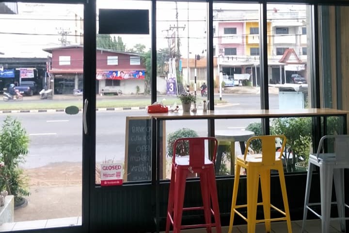 Bank-cafe-4