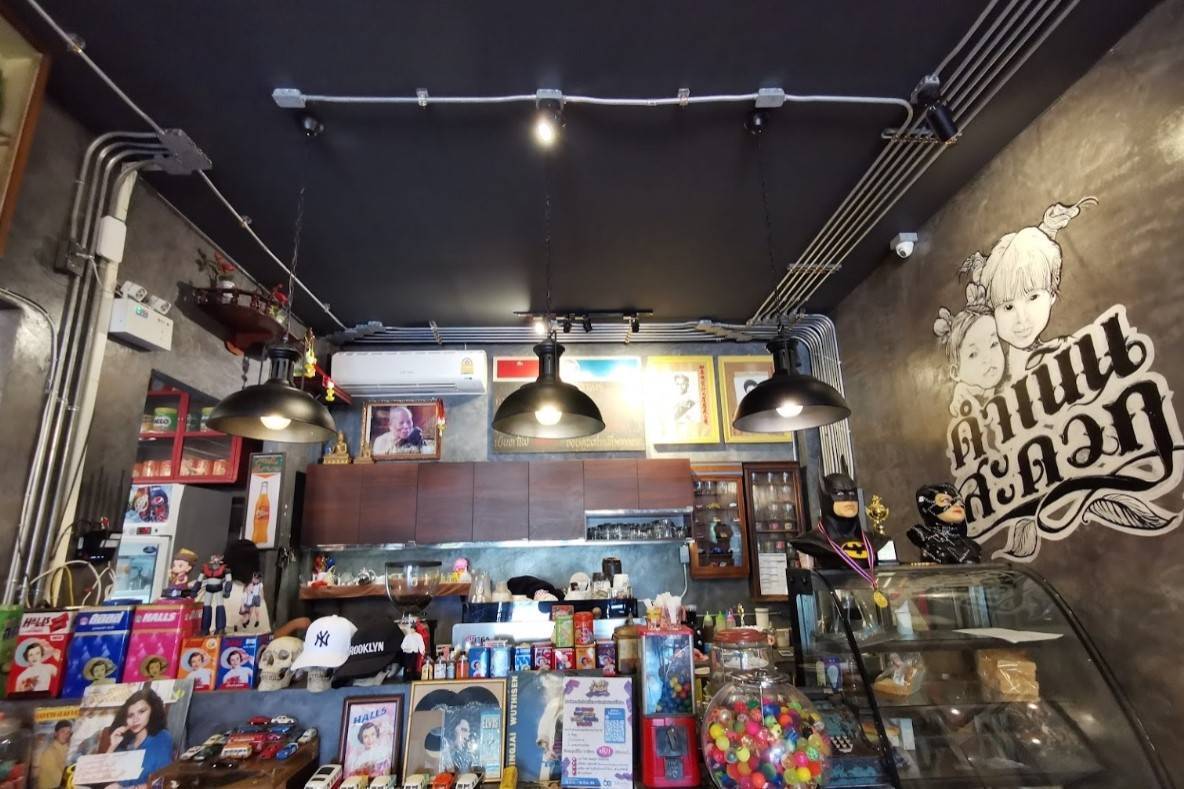 Damnoen-Saduak-Cafe-Amnat-Charoen-2