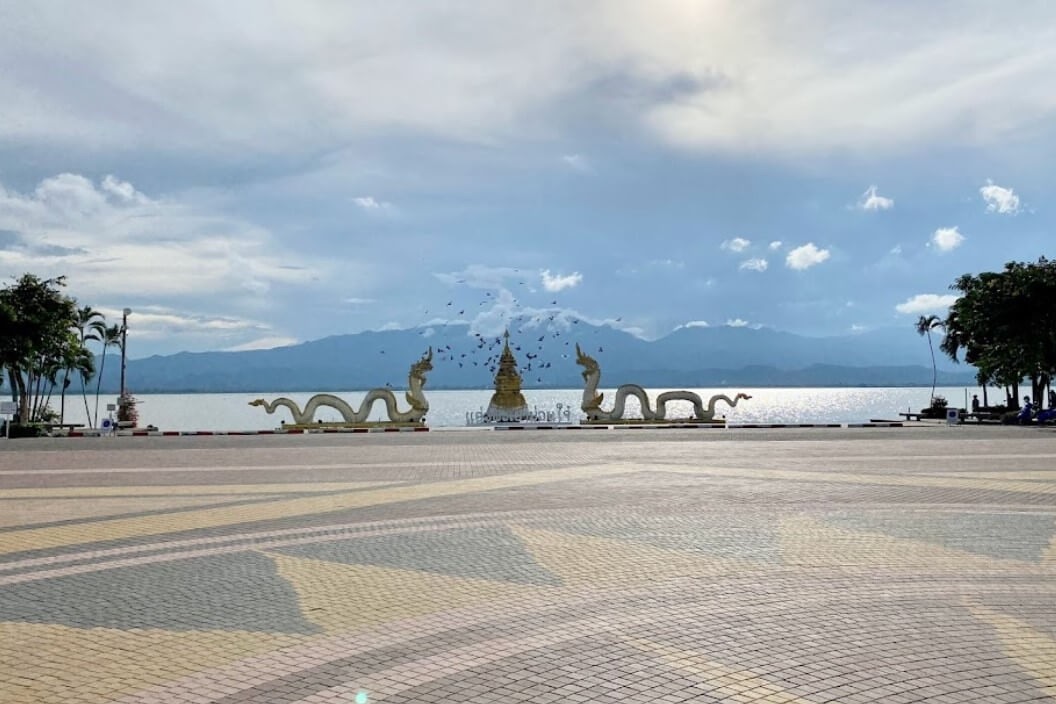 King-Ngam-Mueang-Monument4