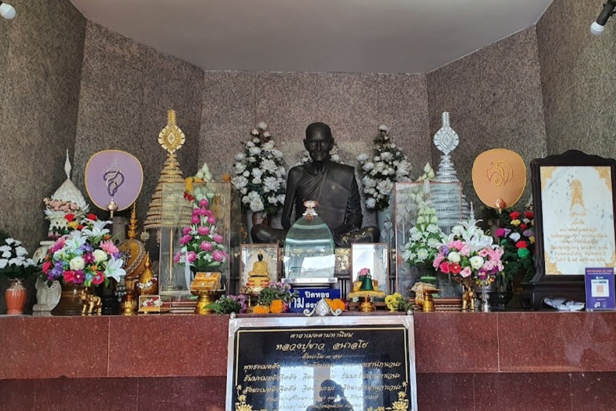 Luang-Pu-Khao-Analyo-Wax-Museum-3