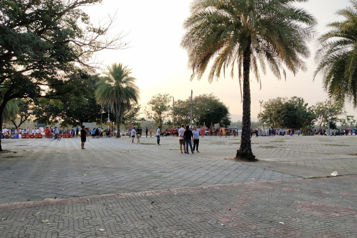 Mae-Ping-Tak-Public-Park2