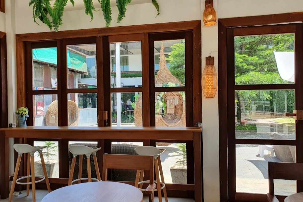 Nakhon-Cafe-3
