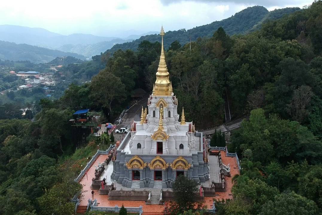 Phrathat-Chedi-Srinagarindra-Stit-Maha-Santi-Khiri-3