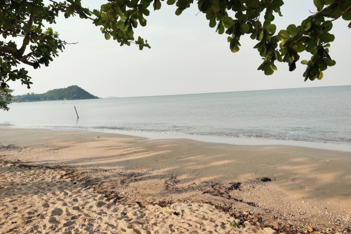 Sai-Hoi-Khao-Beach1