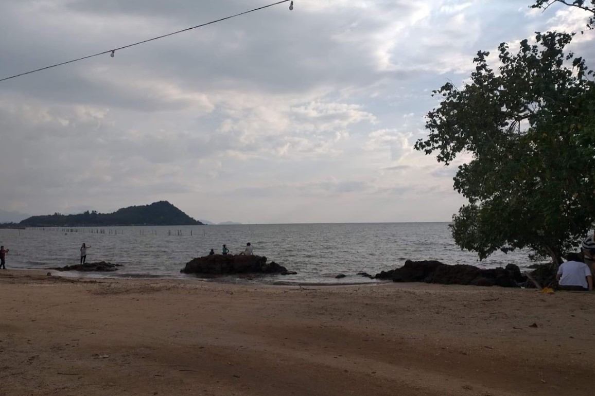 Sai-Hoi-Khao-Beach3