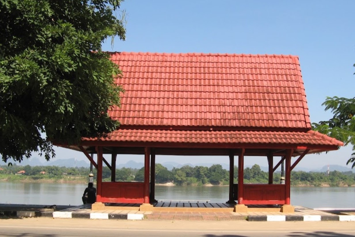 Sai-Thong-Sikhotbun-Beach-and-Park-1