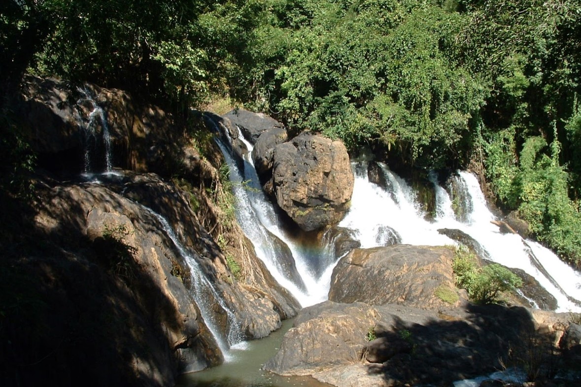 Tham-Pla---Namtok-Pha-Suea-National-Park-1