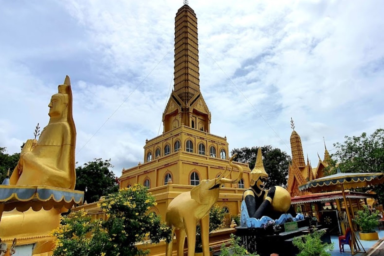 Wat-Phra-Prang-Muni1